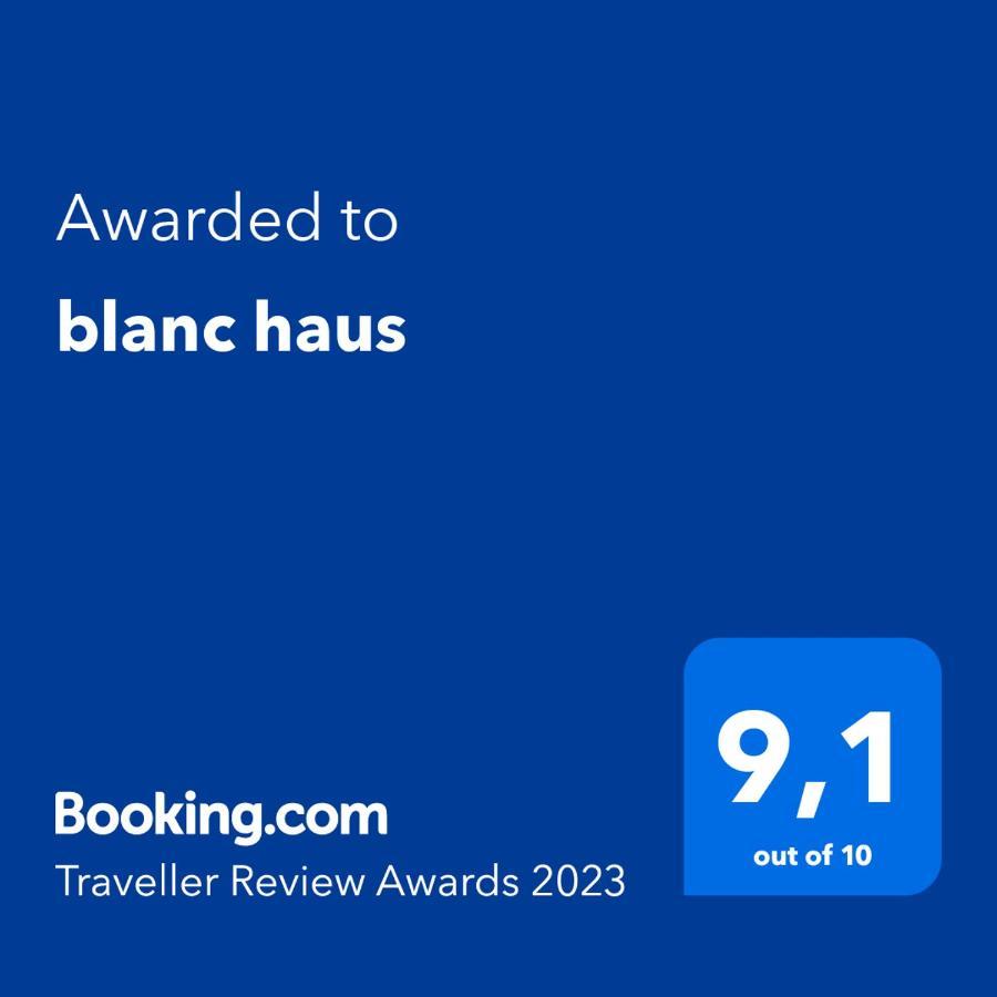 Appartement blanc haus à Grecia Extérieur photo